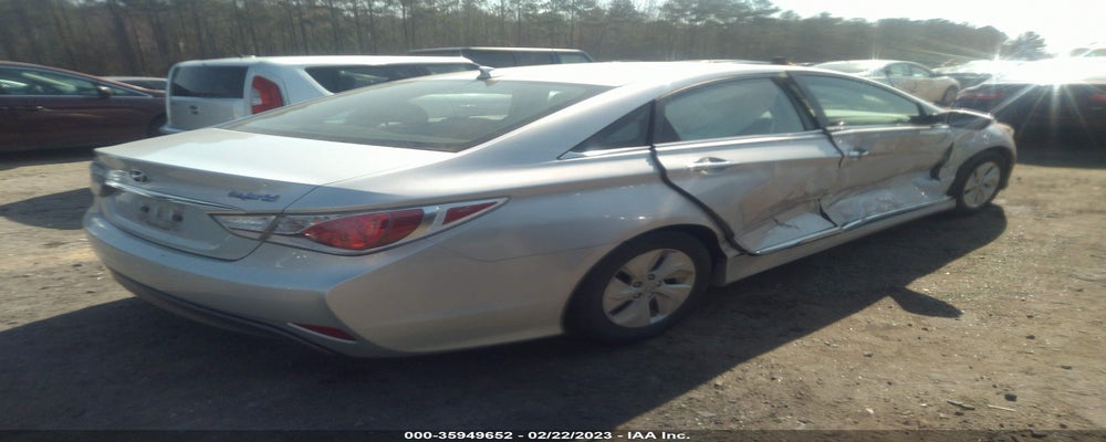 KMHEC4A40DA078098 2013 HYUNDAI SONATA photo no. 4