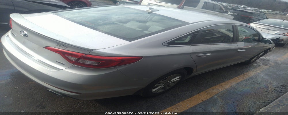 5NPE24AA6FH114191 2015 HYUNDAI SONATA photo no. 4