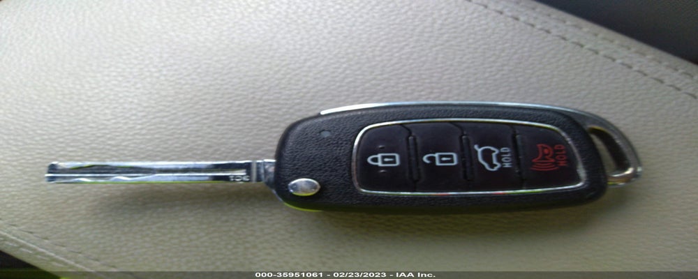 KM8J33A4XGU092473 2016 HYUNDAI TUCSON photo no. 11