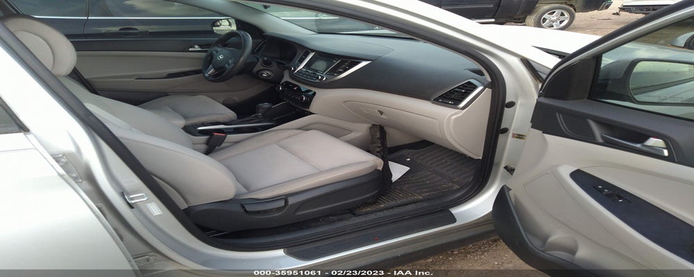 KM8J33A4XGU092473 2016 HYUNDAI TUCSON photo no. 5
