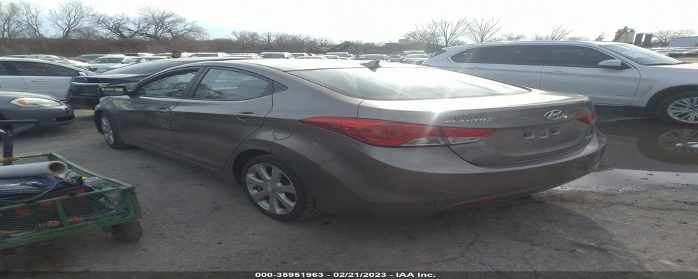 5NPDH4AE3DH315234 2013 HYUNDAI ELANTRA photo no. 3