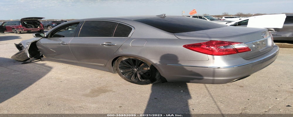 KMHGC4DH9DU233527 2013 HYUNDAI GENESIS photo no. 3