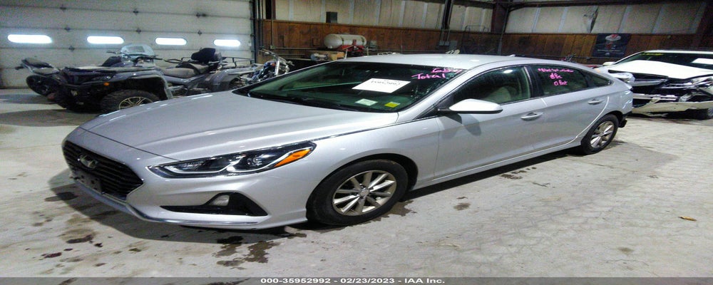 5NPE24AF5KH733967 2019 HYUNDAI SONATA photo no. 2