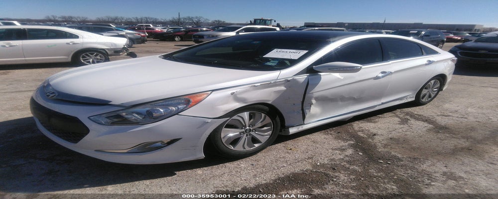 KMHEC4A4XFA136558 2015 HYUNDAI SONATA photo no. 2