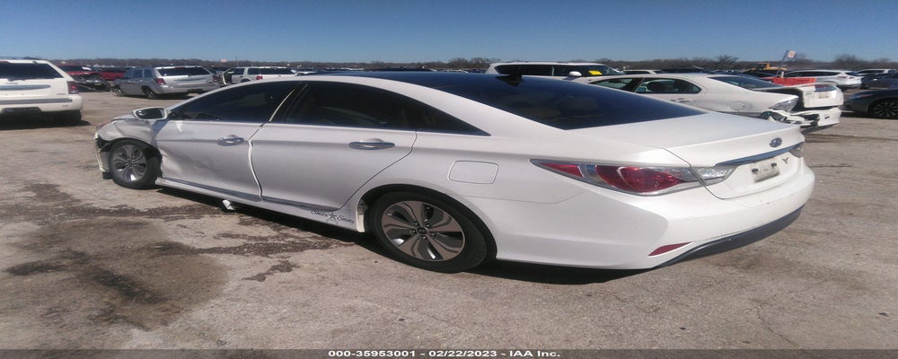 KMHEC4A4XFA136558 2015 HYUNDAI SONATA photo no. 3