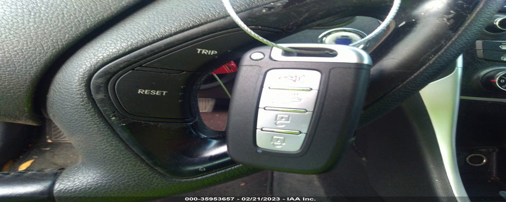 5NPEC4AC8DH623498 2013 HYUNDAI SONATA photo no. 11
