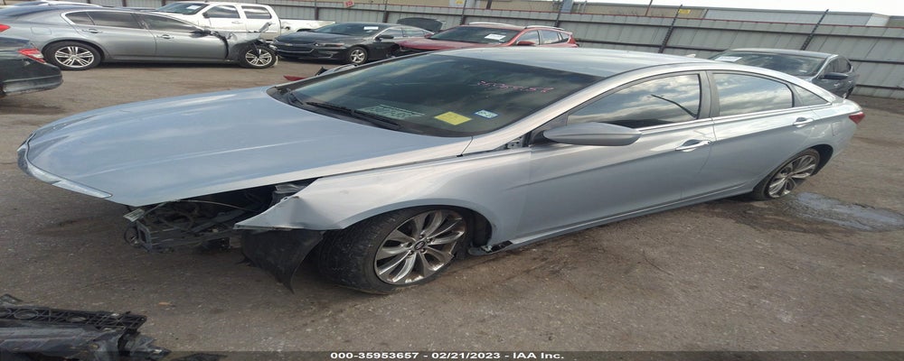 5NPEC4AC8DH623498 2013 HYUNDAI SONATA photo no. 2