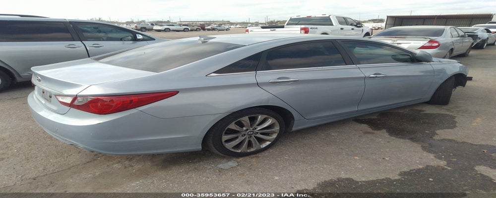 5NPEC4AC8DH623498 2013 HYUNDAI SONATA photo no. 4