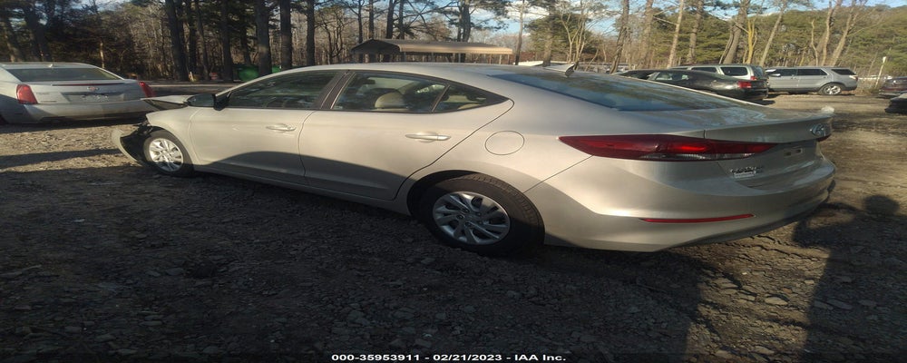 5NPD74LF8HH135827 2017 HYUNDAI ELANTRA photo no. 3
