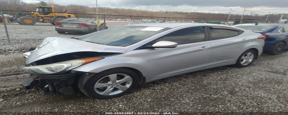 5NPDH4AE7DH449826 2013 HYUNDAI ELANTRA photo no. 2