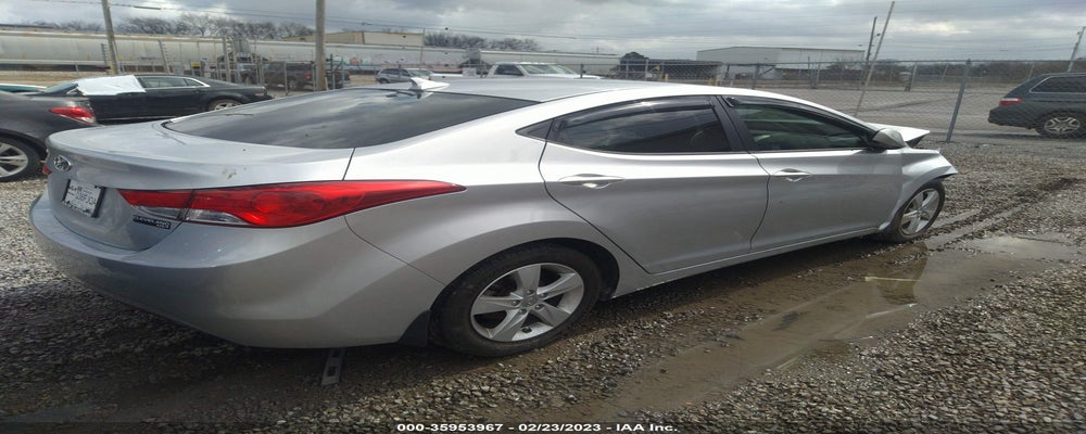 5NPDH4AE7DH449826 2013 HYUNDAI ELANTRA photo no. 4