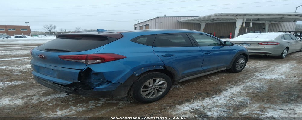 KM8J3CA41JU637211 2018 HYUNDAI TUCSON photo no. 4