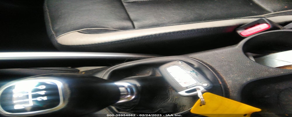 KMHTC6AE9DU124893 2013 HYUNDAI VELOSTER photo no. 11