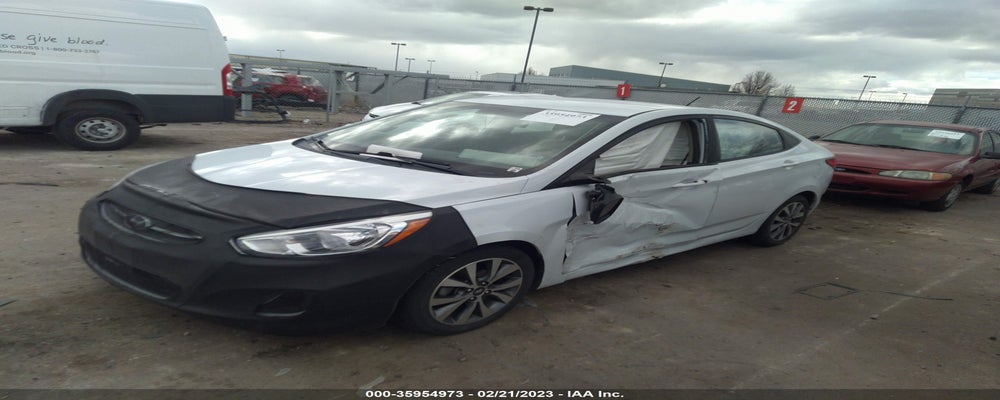 KMHCT4AE4HU379686 2017 HYUNDAI ACCENT photo no. 2