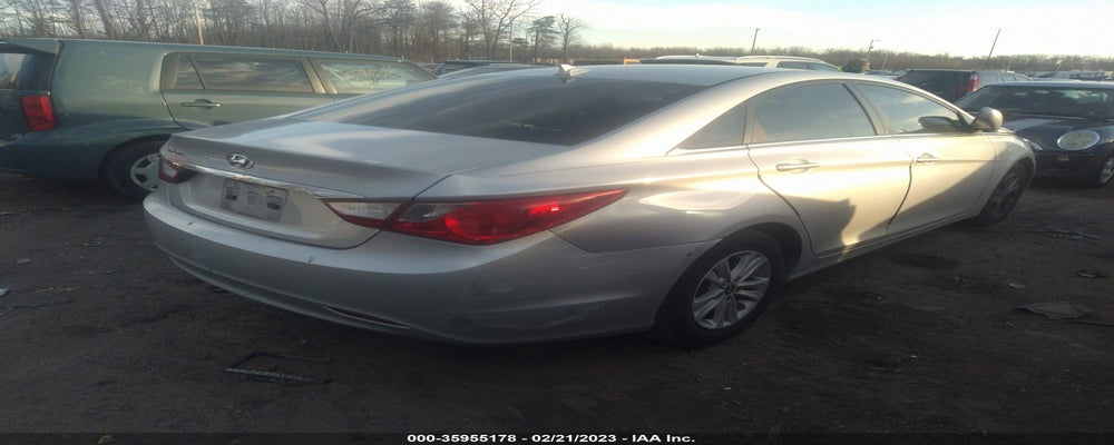 5NPEB4AC3DH705593 2013 HYUNDAI SONATA photo no. 4