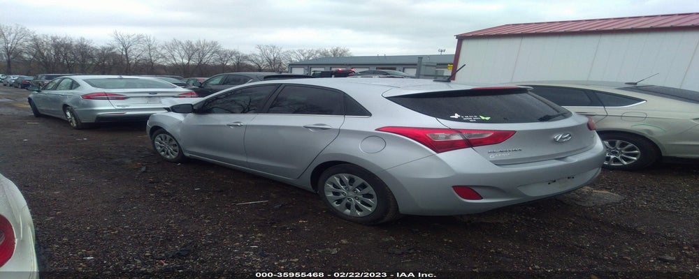 KMHD35LHXHU352946 2017 HYUNDAI ELANTRA GT photo no. 3