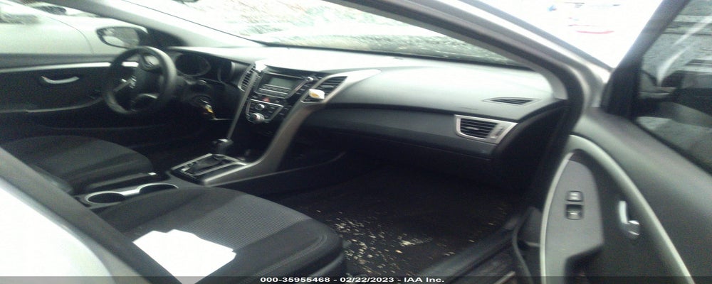 KMHD35LHXHU352946 2017 HYUNDAI ELANTRA GT photo no. 5