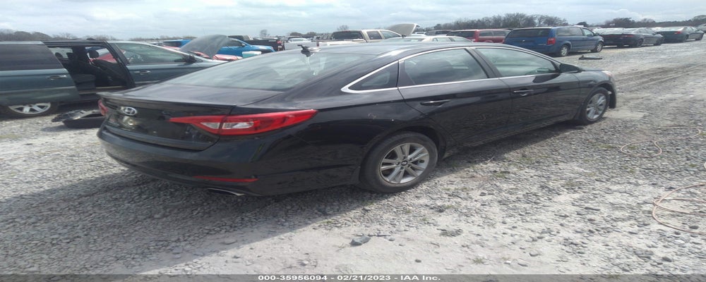 5NPE24AF8FH018753 2015 HYUNDAI SONATA photo no. 4