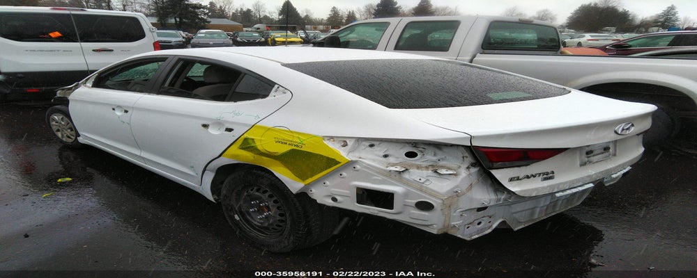 5NPD74LF4JH353057 2018 HYUNDAI ELANTRA photo no. 3