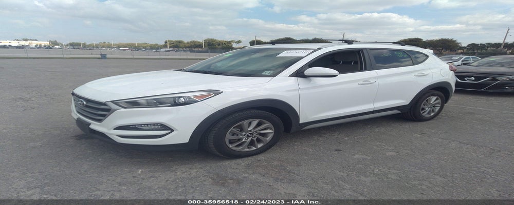 KM8J3CA41JU684528 2018 HYUNDAI TUCSON photo no. 2