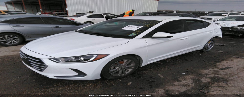 5NPD84LF5JH296073 2018 HYUNDAI ELANTRA photo no. 2