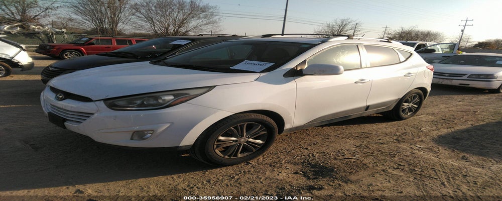 KM8JU3AG0FU995124 2015 HYUNDAI TUCSON photo no. 2