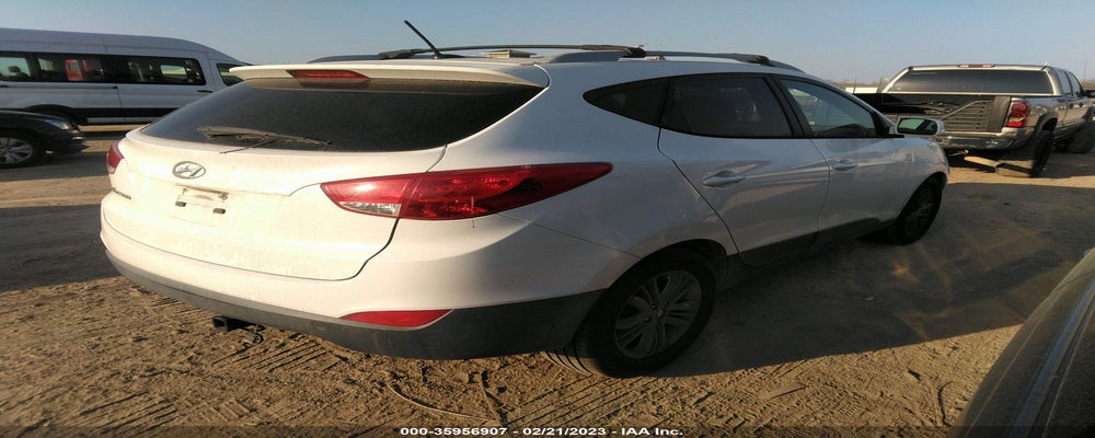KM8JU3AG0FU995124 2015 HYUNDAI TUCSON photo no. 4