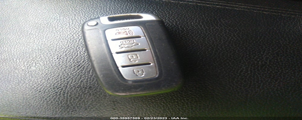 5NPEC4ACXBH116910 2011 HYUNDAI SONATA photo no. 11