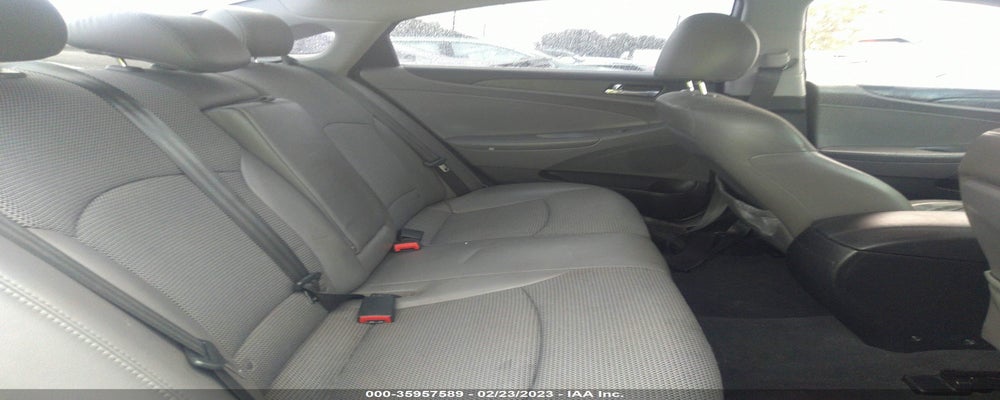 5NPEC4ACXBH116910 2011 HYUNDAI SONATA photo no. 8