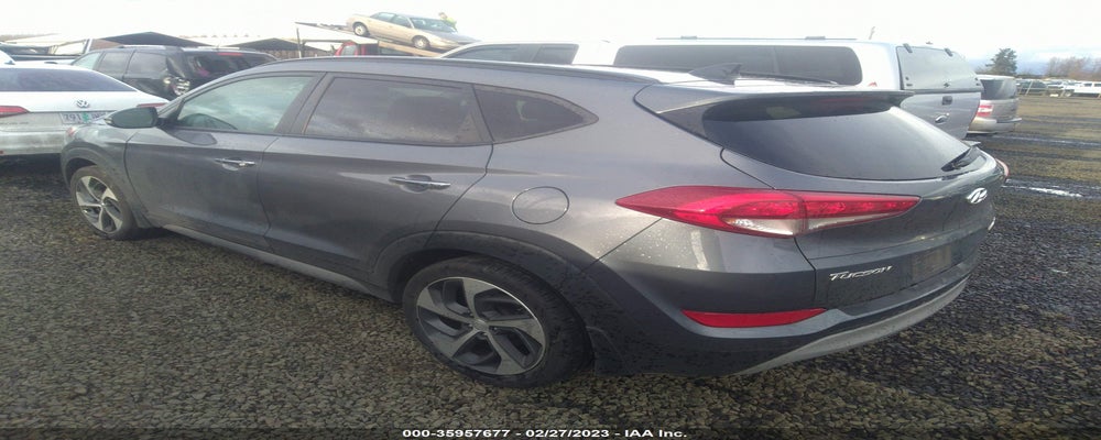 KM8J3CA25HU284237 2017 HYUNDAI TUCSON photo no. 3