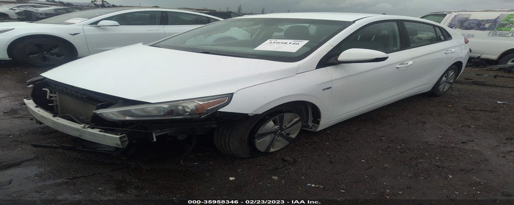 KMHC65LC7HU057228 2017 HYUNDAI IONIQ HYBRID photo no. 2