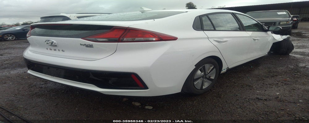 KMHC65LC7HU057228 2017 HYUNDAI IONIQ HYBRID photo no. 4