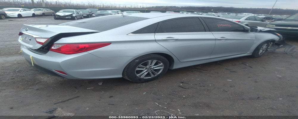 5NPEB4AC1EH882936 2014 HYUNDAI SONATA photo no. 4