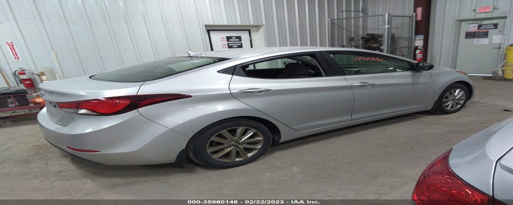 KMHDH4AE3FU438195 2015 HYUNDAI ELANTRA photo no. 4