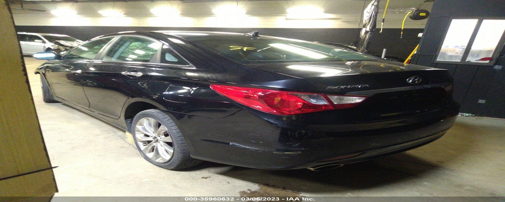 5NPEC4AC6BH008087 2011 HYUNDAI SONATA photo no. 3