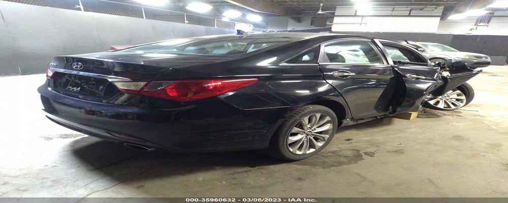 5NPEC4AC6BH008087 2011 HYUNDAI SONATA photo no. 4