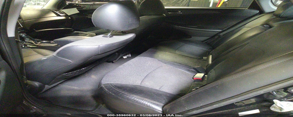 5NPEC4AC6BH008087 2011 HYUNDAI SONATA photo no. 8