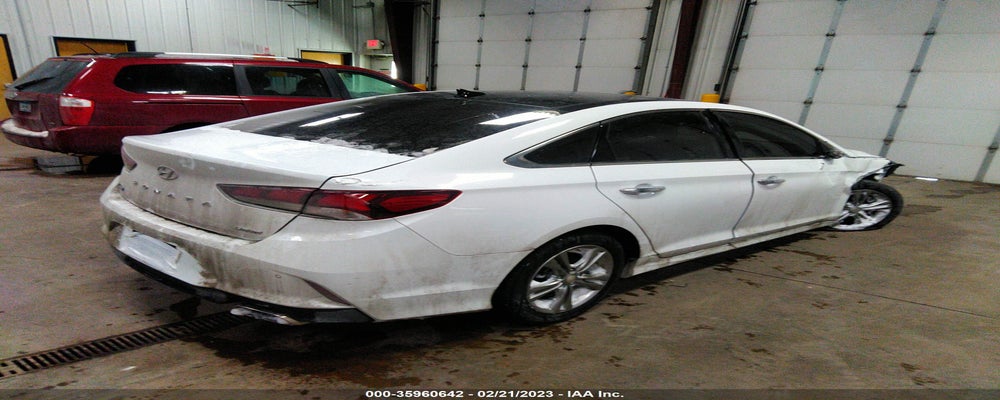 5NPE34AF7KH736785 2019 HYUNDAI SONATA photo no. 4