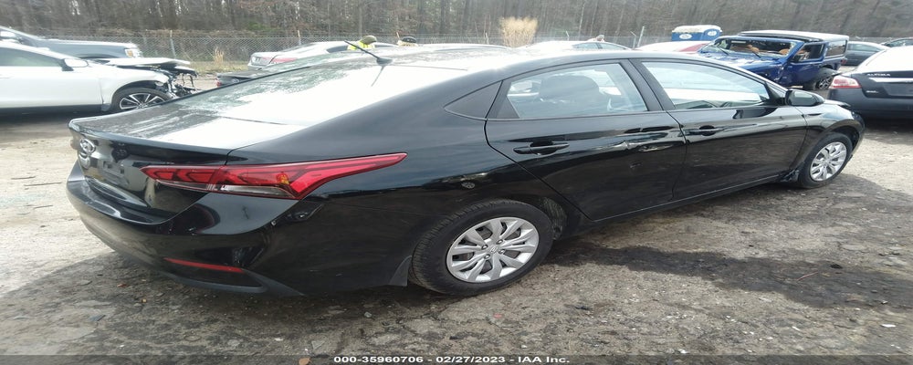 3KPC24A37JE017703 2018 HYUNDAI ACCENT photo no. 4