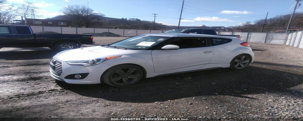 KMHTC6AEXFU226786 2015 HYUNDAI VELOSTER photo no. 2