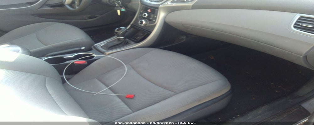 5NPDH4AE4GH765169 2016 HYUNDAI ELANTRA photo no. 5