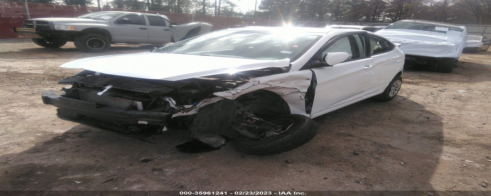 KMHCT4AE0GU037229 2016 HYUNDAI ACCENT photo no. 2