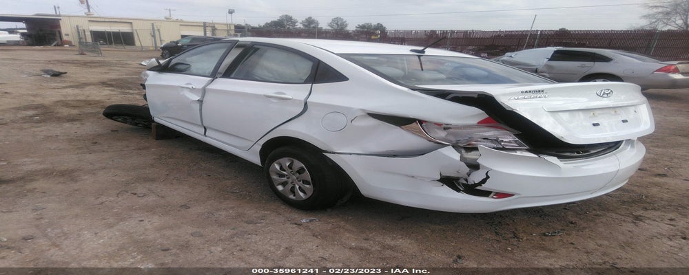 KMHCT4AE0GU037229 2016 HYUNDAI ACCENT photo no. 3
