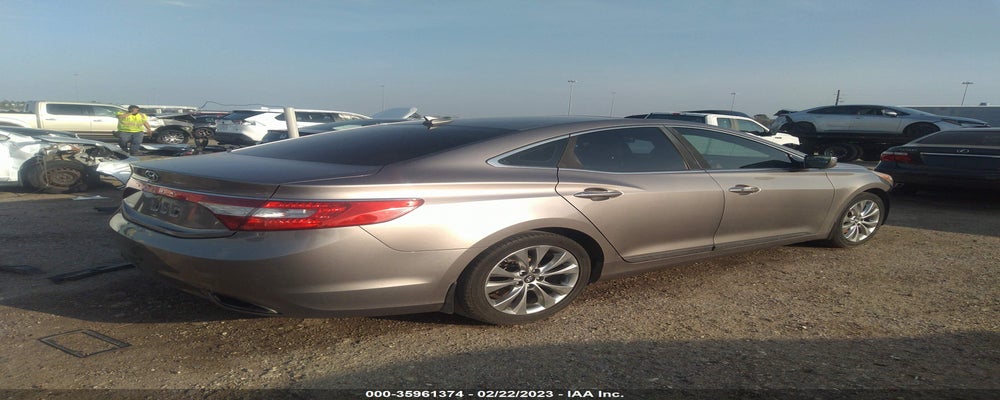 KMHFG4JG0DA226589 2013 HYUNDAI AZERA photo no. 4
