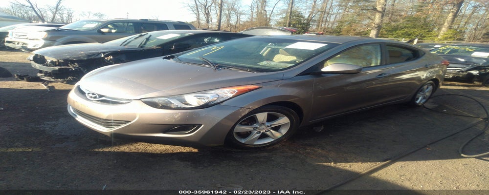 5NPDH4AE7DH321263 2013 HYUNDAI ELANTRA photo no. 2