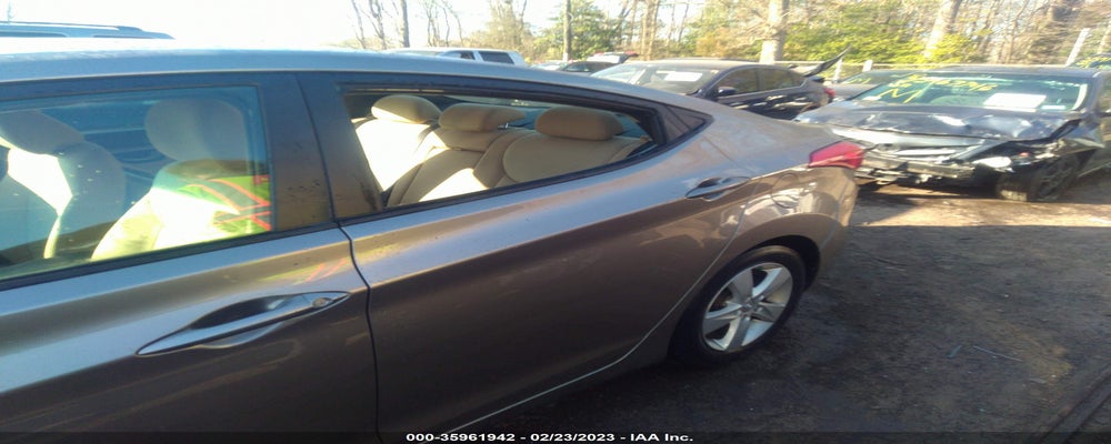 5NPDH4AE7DH321263 2013 HYUNDAI ELANTRA photo no. 6