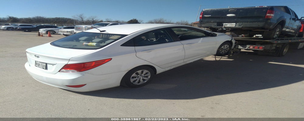 KMHCT4AE7GU130815 2016 HYUNDAI ACCENT photo no. 4