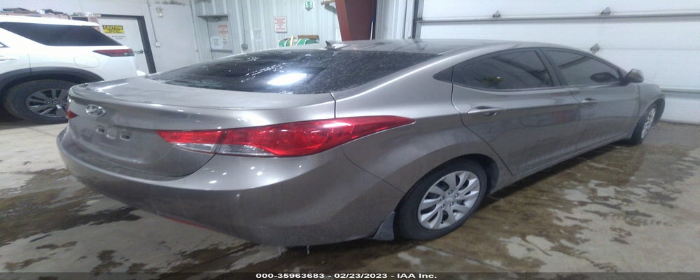 5NPDH4AE6DH201423 2013 HYUNDAI ELANTRA photo no. 4