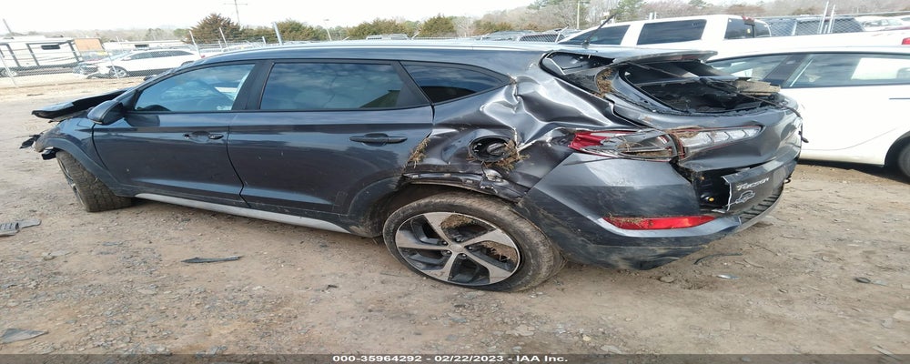 KM8J33A29HU489771 2017 HYUNDAI TUCSON photo no. 3