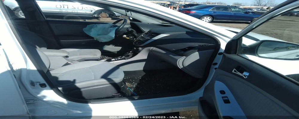 KMHCU5AE4CU019233 2012 HYUNDAI ACCENT photo no. 5